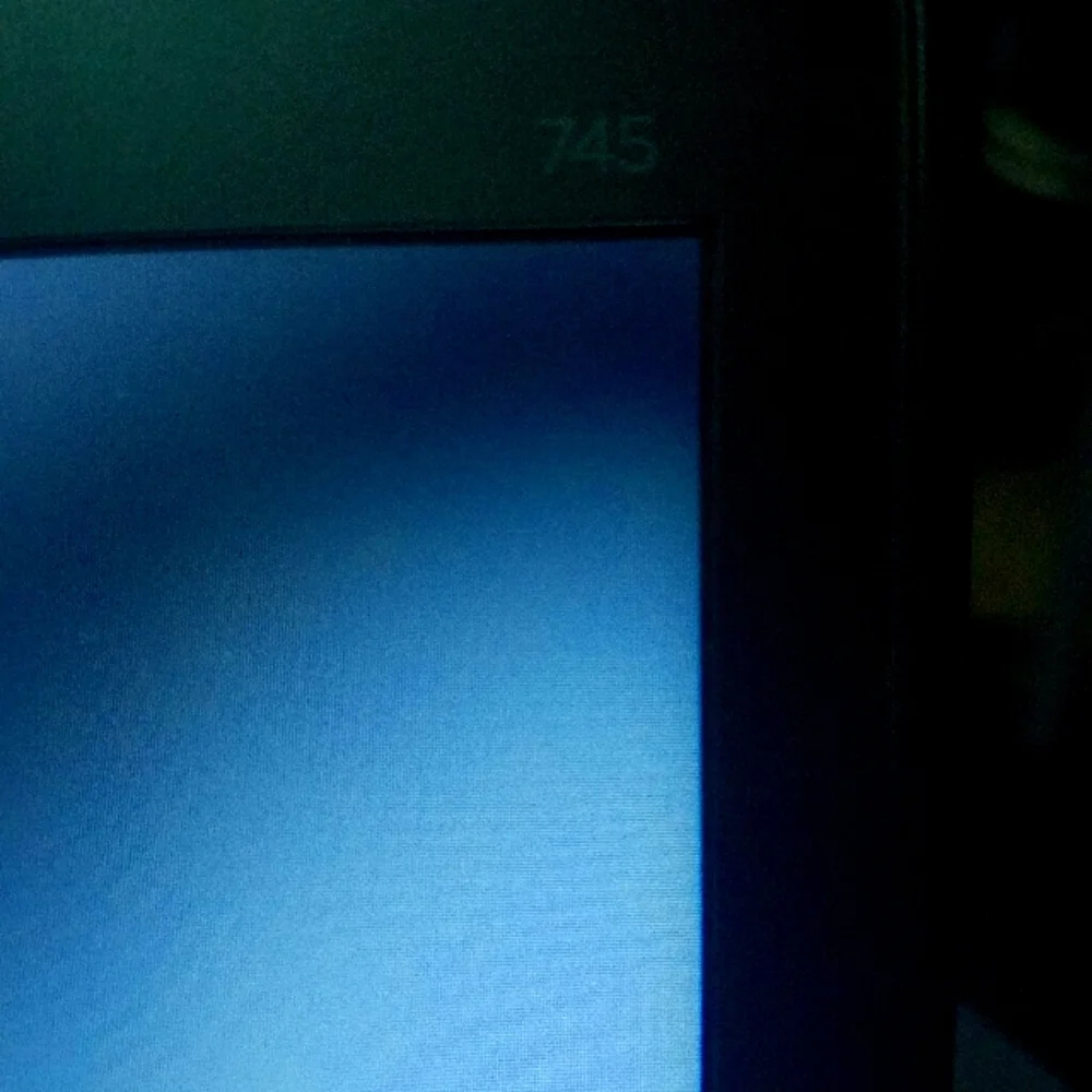 Selling a Computer with Core i5, 700GB HDD, and 8GB RAM